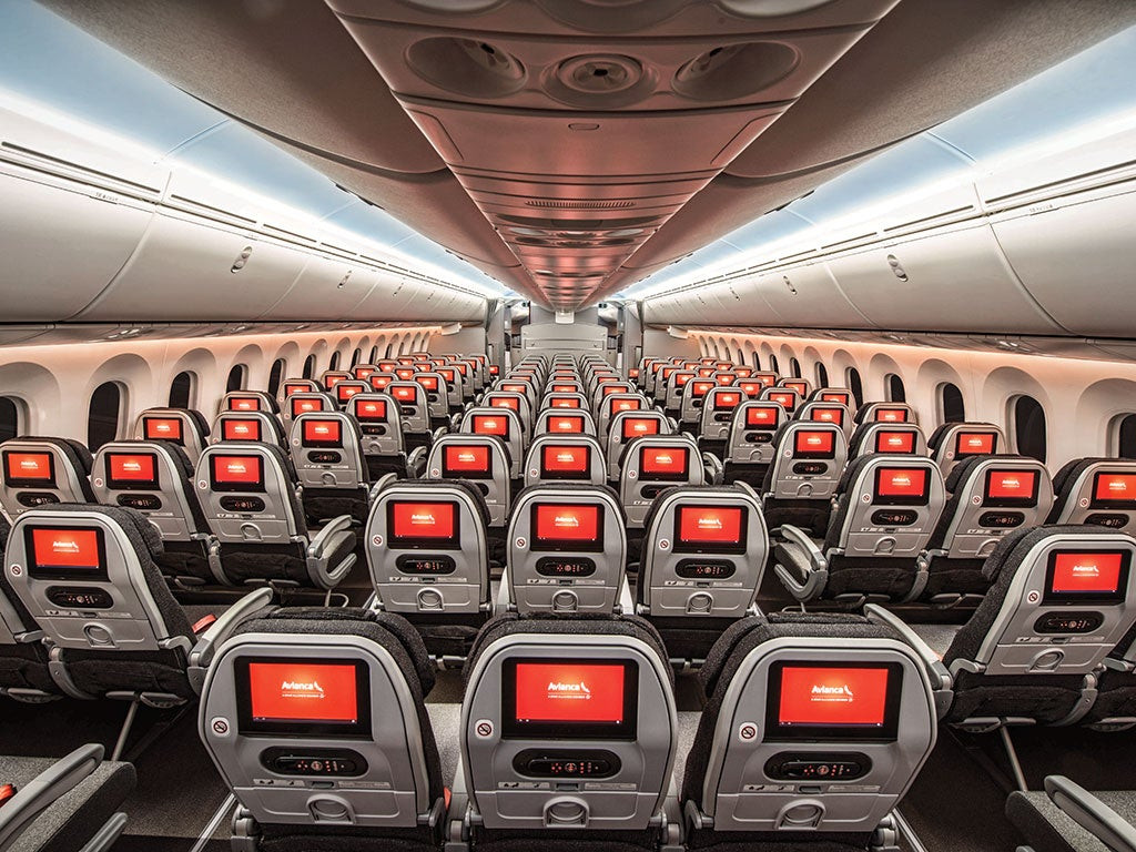 Avianca 787-8 economy