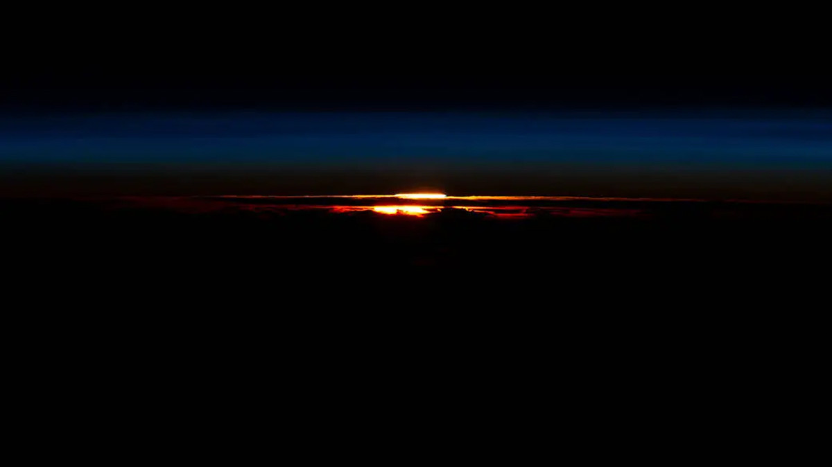 Orbital sunset from the International Space Station, a daily circumnavigation in space