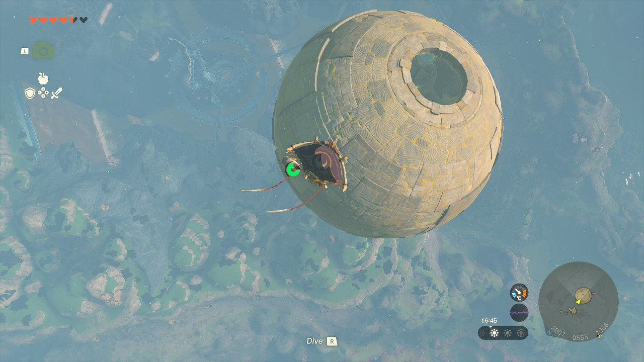Link gliding towards the Jirutagumac Shrine, a spherical floating structure in Zelda Tears of the Kingdom's Lanayru Sky Archipelago, highlighting its unique entrance.