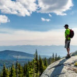 Hikers at high altitude after diving pose a risk of decompression sickness, hence waiting for 24 hours is recommended