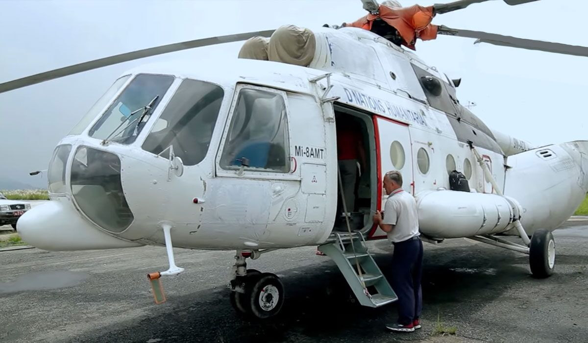 Can a helicopter fly to Everest