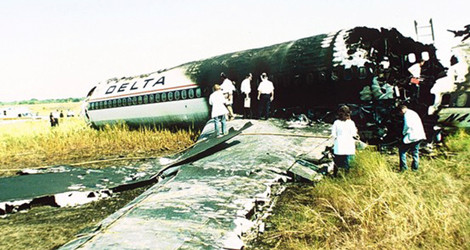 Wreckage of Delta Flight 1141 after the crash