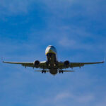 Boeing 787 Dreamliner landing