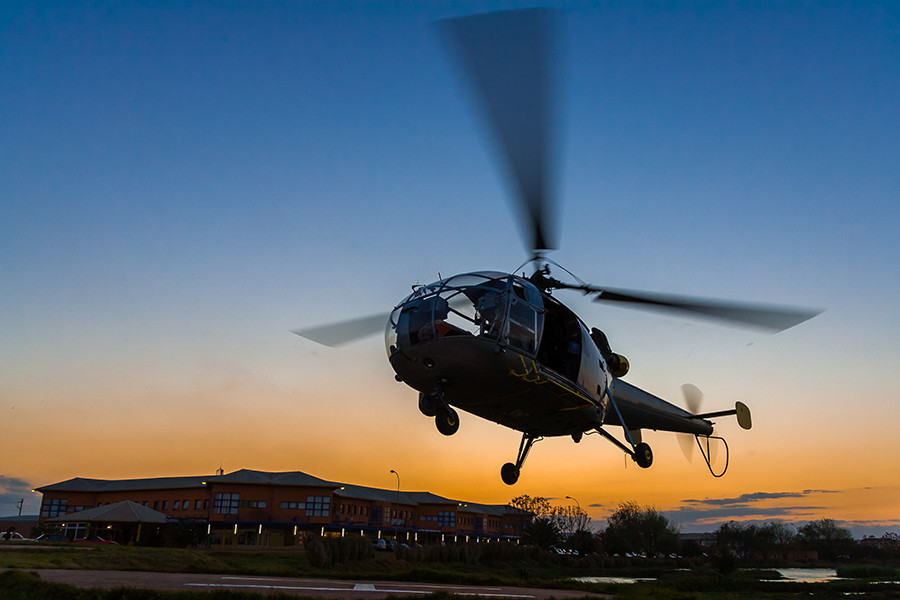 Night-Helicopter-Flying