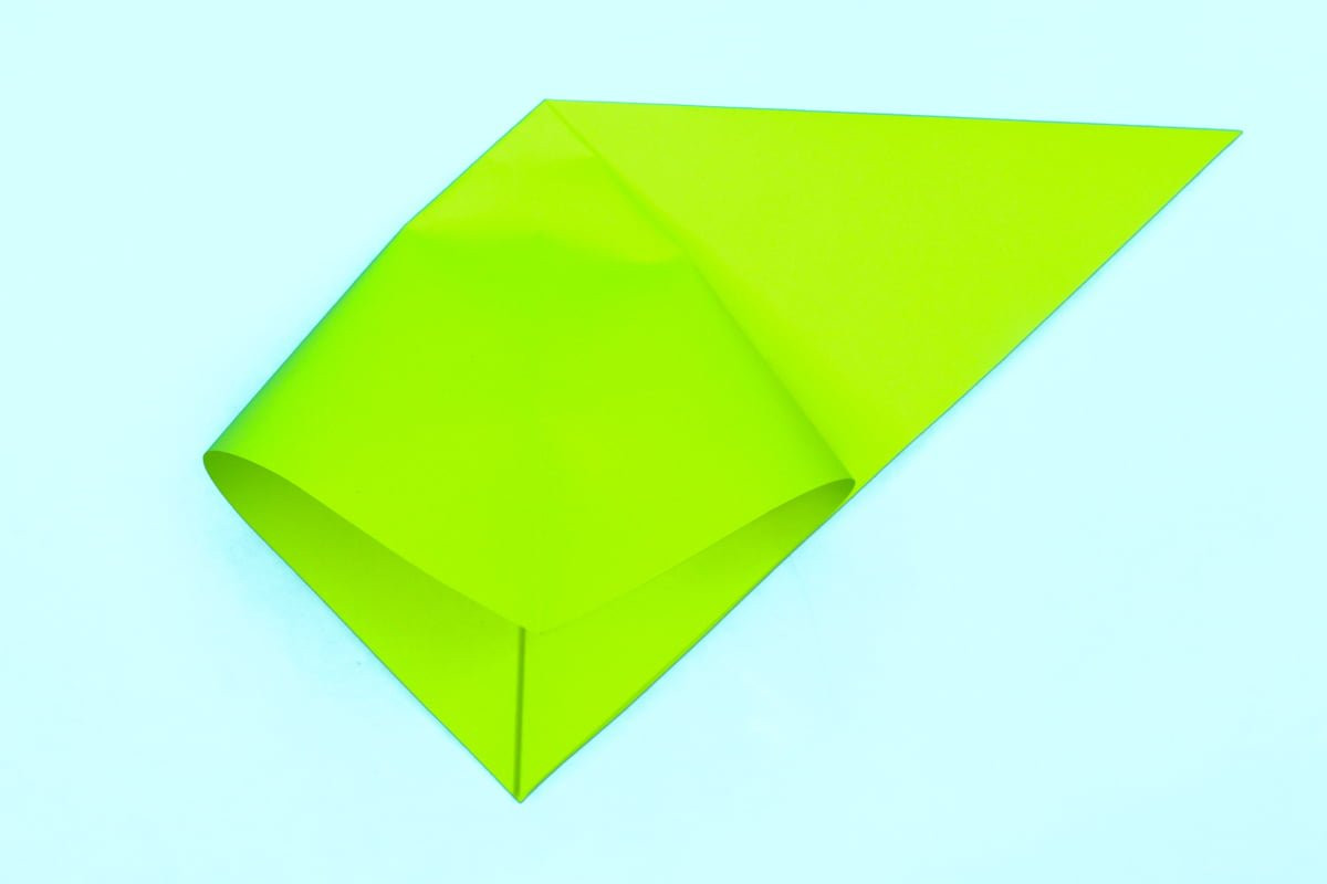Creasing the sides for folding